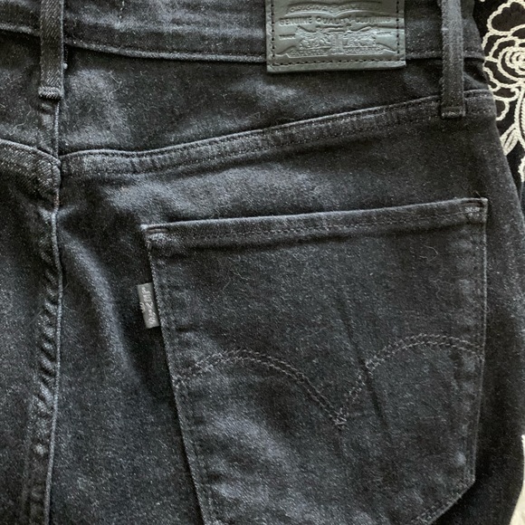 Levi’s women’s charcoal black embroidered flowers 721 high rise skinny 30 - Picture 8 of 15